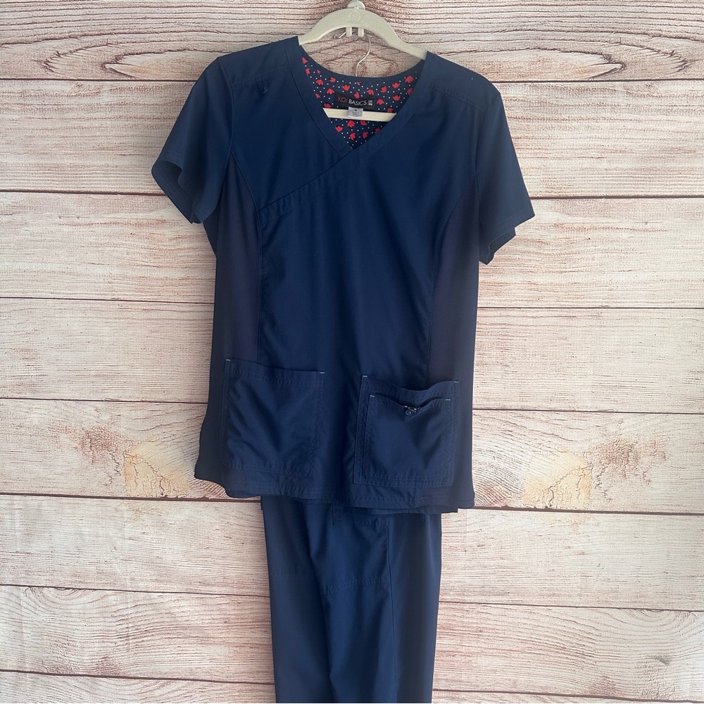 Koi Basics Blue Scrub Set